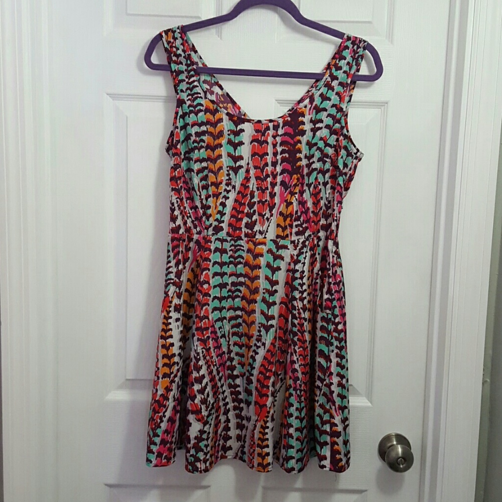 ⬇️Multicolor dress